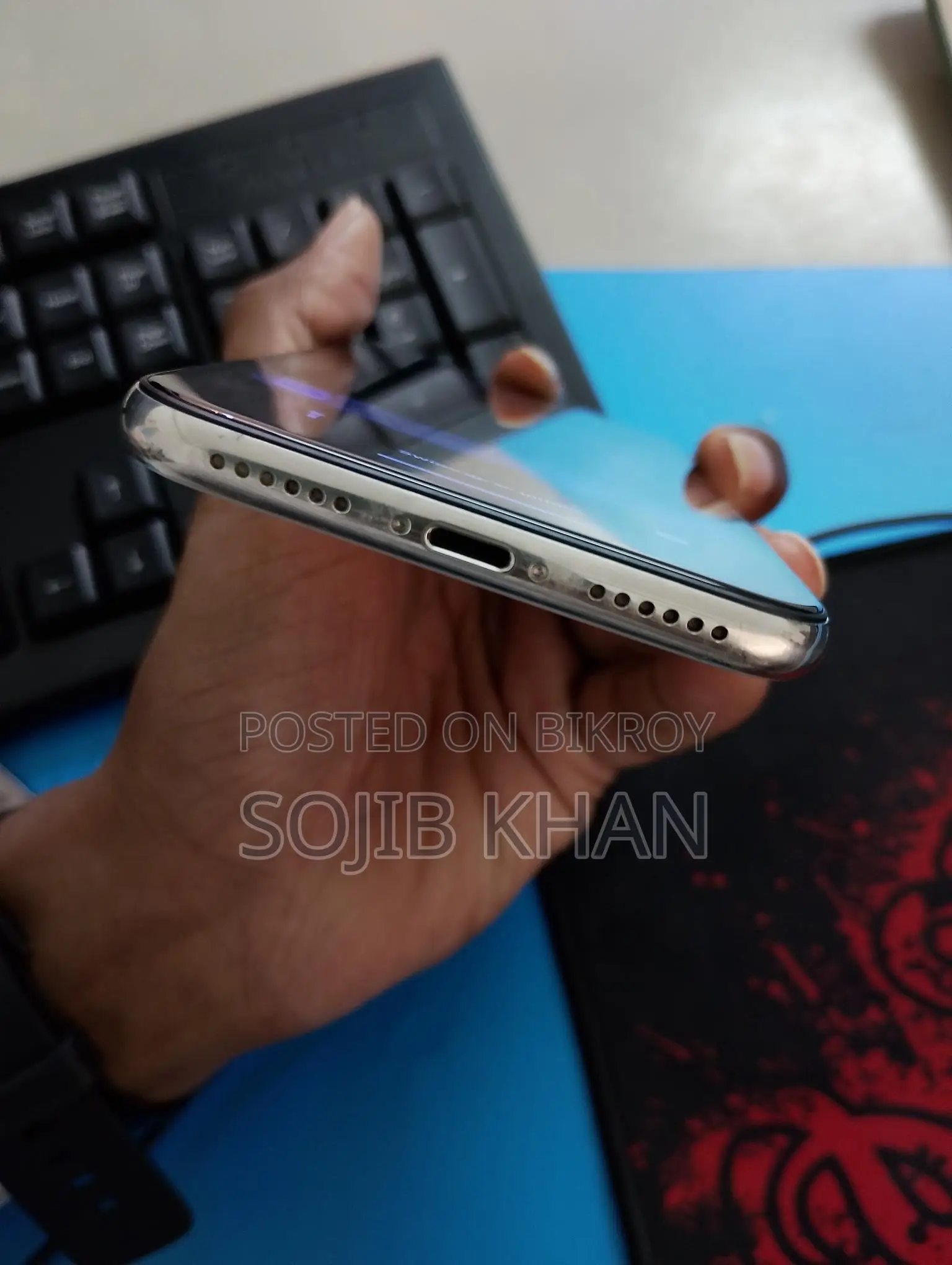 Apple iPhone X (Used)