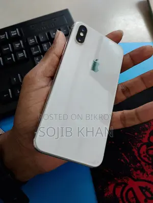 Apple iPhone X (Used)
