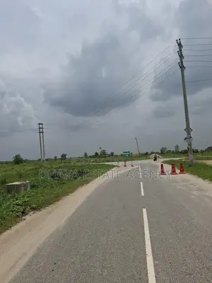 আর্মি জলশিরি মেইন রাস্তায় ৩১ শতাংশ জমি বিক্রয় হবে।