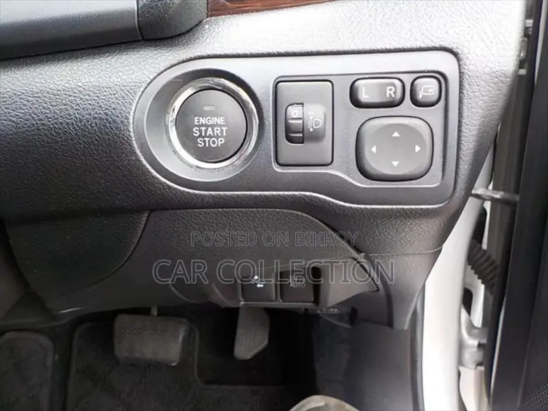 Toyota Premio FL 2020