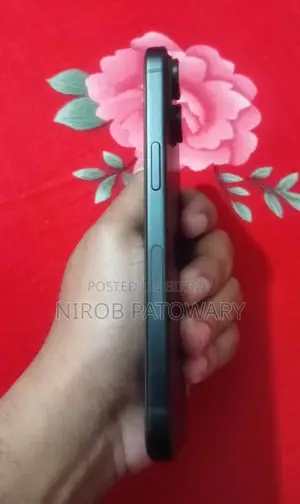 Apple iPhone 15 . (Used)