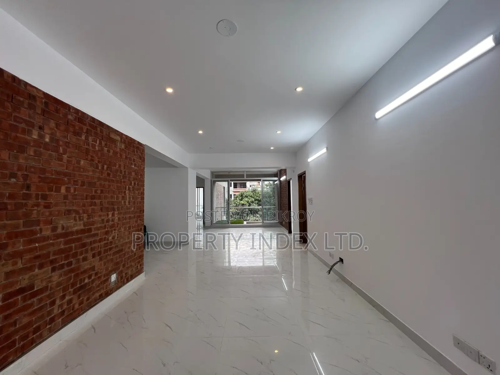 2133 Sqft North & East Corner Apartment for Sale in Sector 4