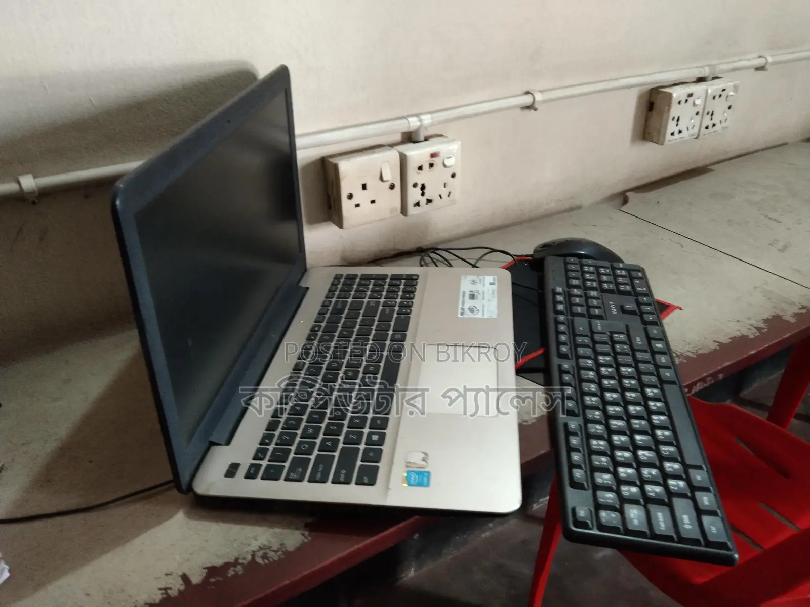 i5 5th Gen Ram 4GB SSD 120GB Asus Brand Complete Laptop