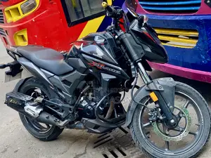 Honda X Blade 2020