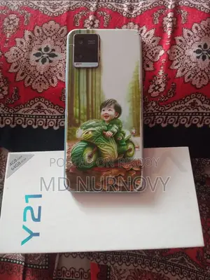 Vivo Y21 . (Used)