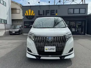 Toyota Esquire hybrid 2021