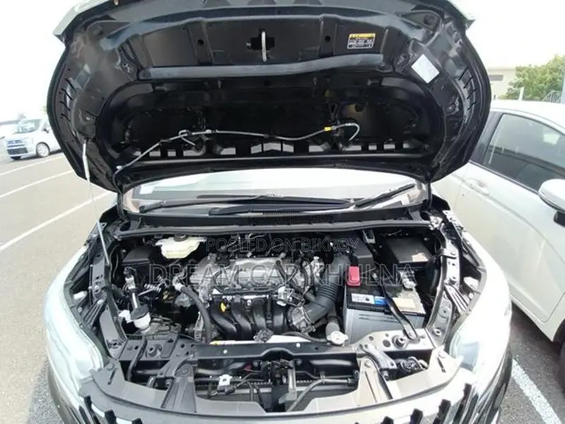 Toyota Esquire Gi Non Hyb Sunroof 2020