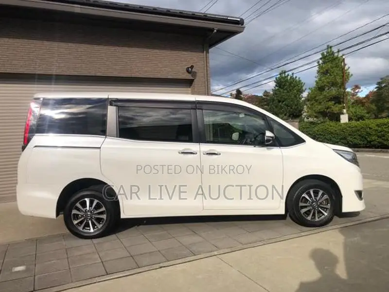 Toyota Esquire Non Hybrid 2021