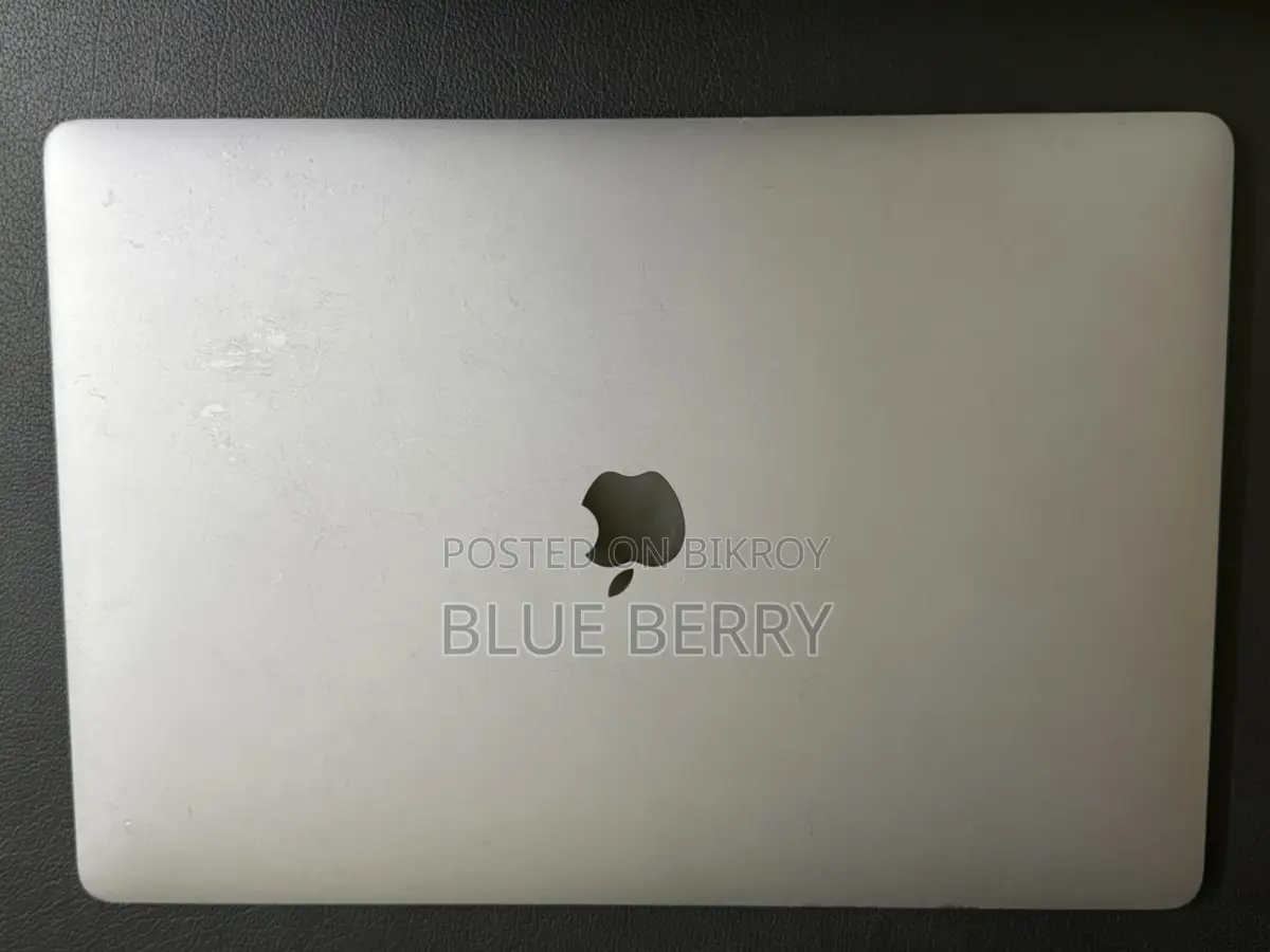 MacBook Pro 15" (2017) | Core i7 16GB RAM Touch Bar