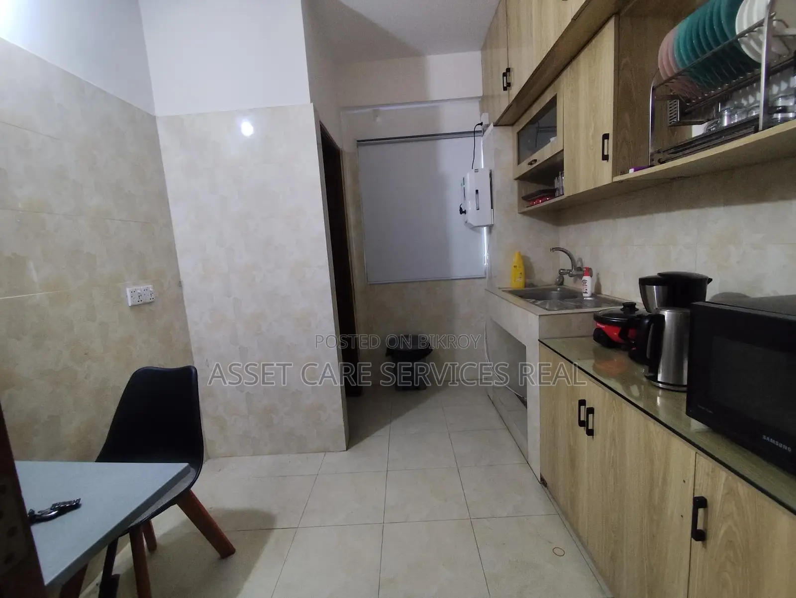 2100-Sqft Lake View Office Space Rent In Gulshan-1