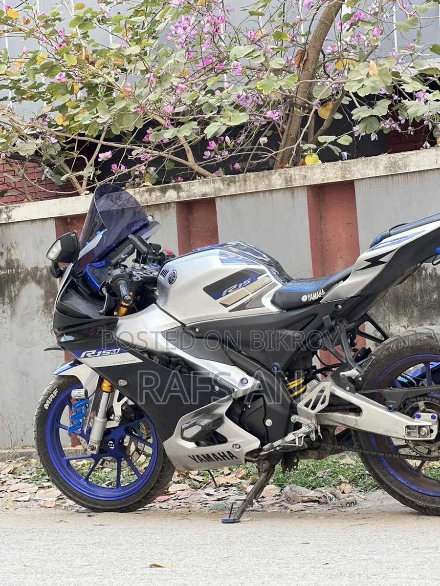 Yamaha R15M BS7 ` 2024