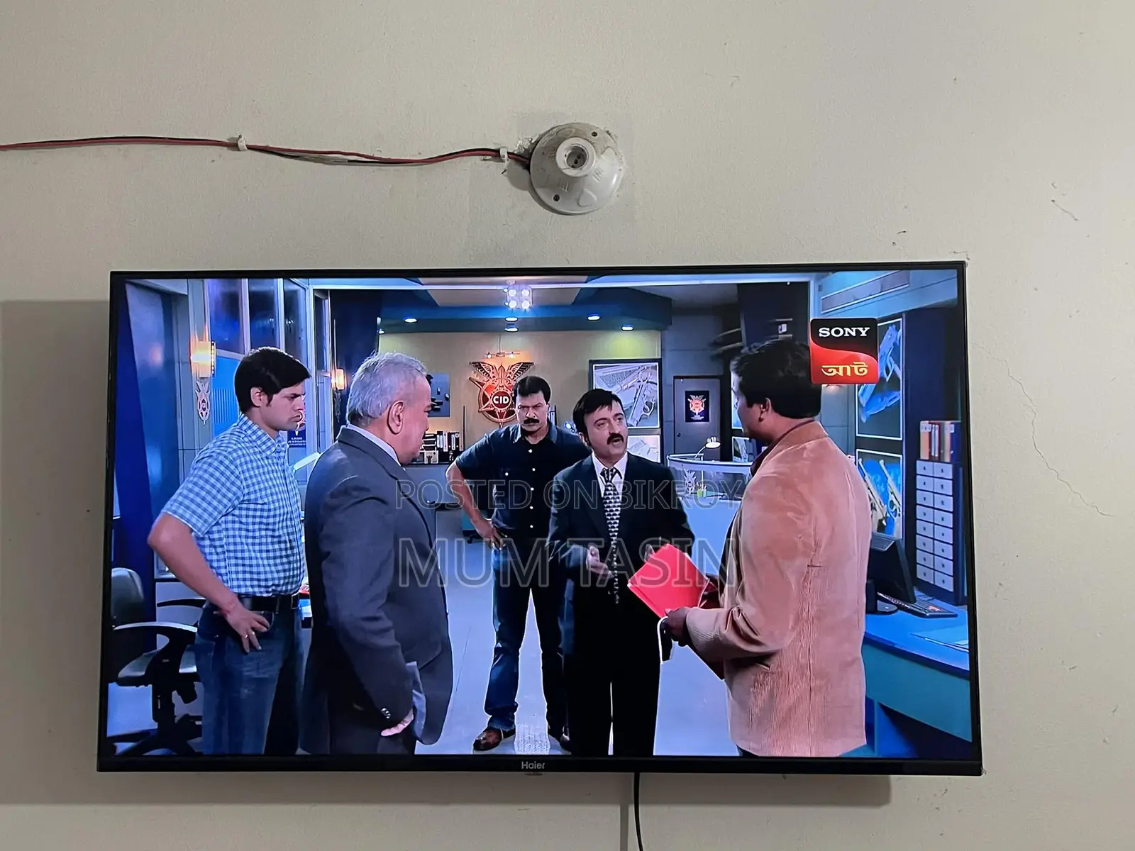 Haier 43" Android TV voice control (with box)