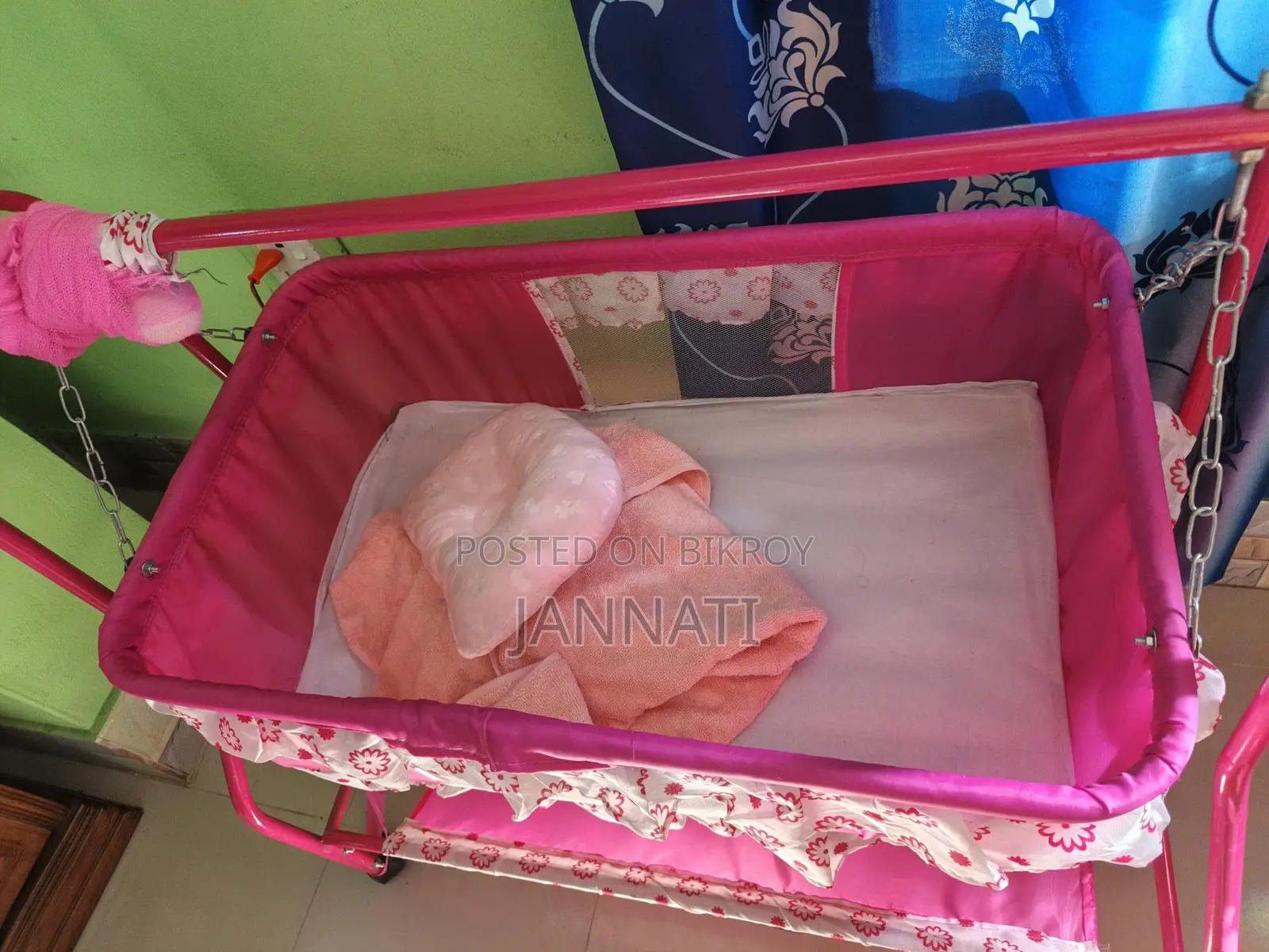 Baby cot