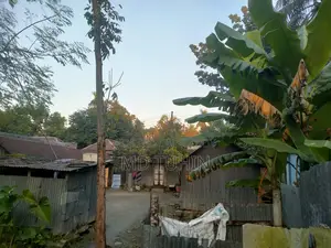 টিন শেড ঘরসহ জমি বিক্রি করা হবে