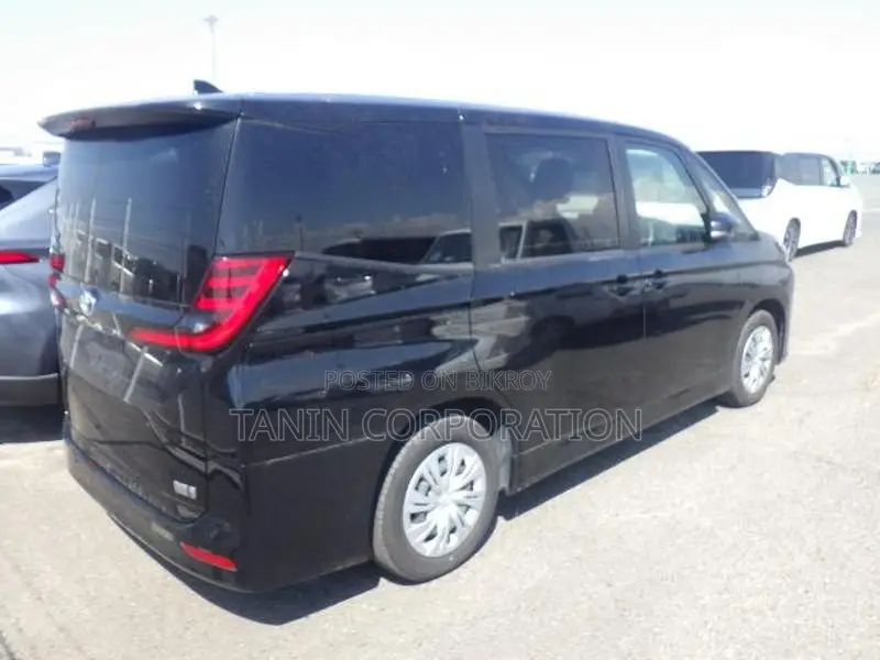 Toyota Noah Hybrid X 2 Door PW 2022