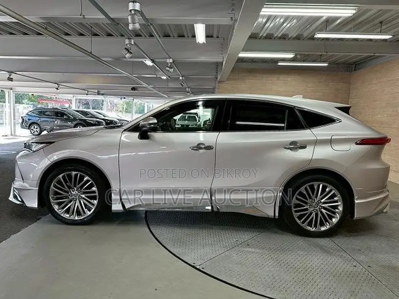 Toyota Harrier Hybrid Z 2021