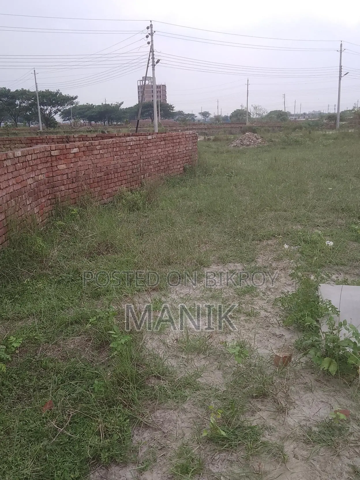 3 Katha plot in N Block for urgent sale, direct from owner