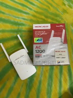 Mercusys Me30 AC1200 Dual Band Wi-Fi Range Extender