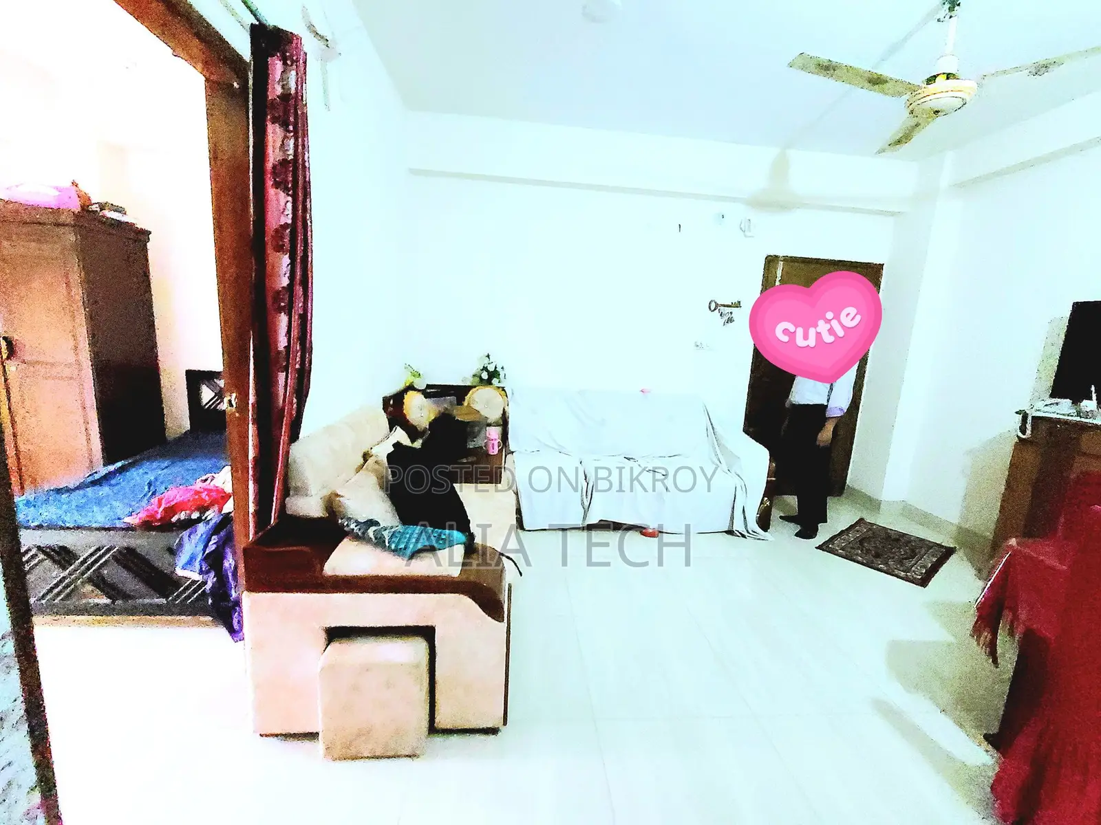 3 Bedroom Flat with Parking for Sale – North Badda