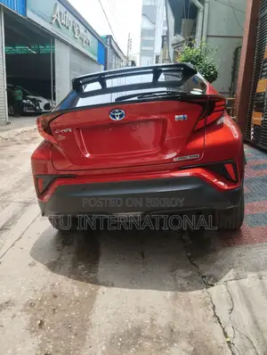 Toyota C-HR G LED TWO TONE COLOR 2019