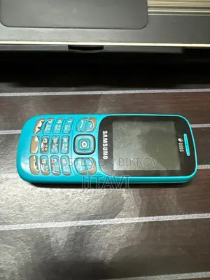 Samsung Guru Music 2 . (Used)
