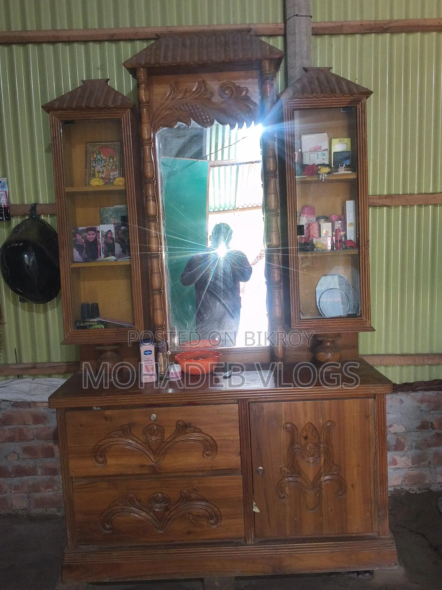 Dressing Table for sale