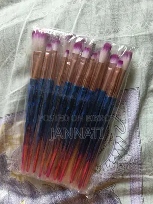 মেকাপ ব্রাশ সেট