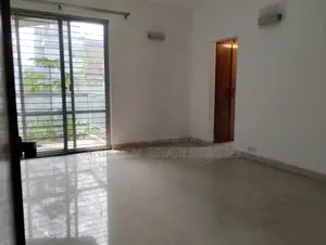 Good Quality 4000 Sft Un Farnised Flat Rent At Gulshan North