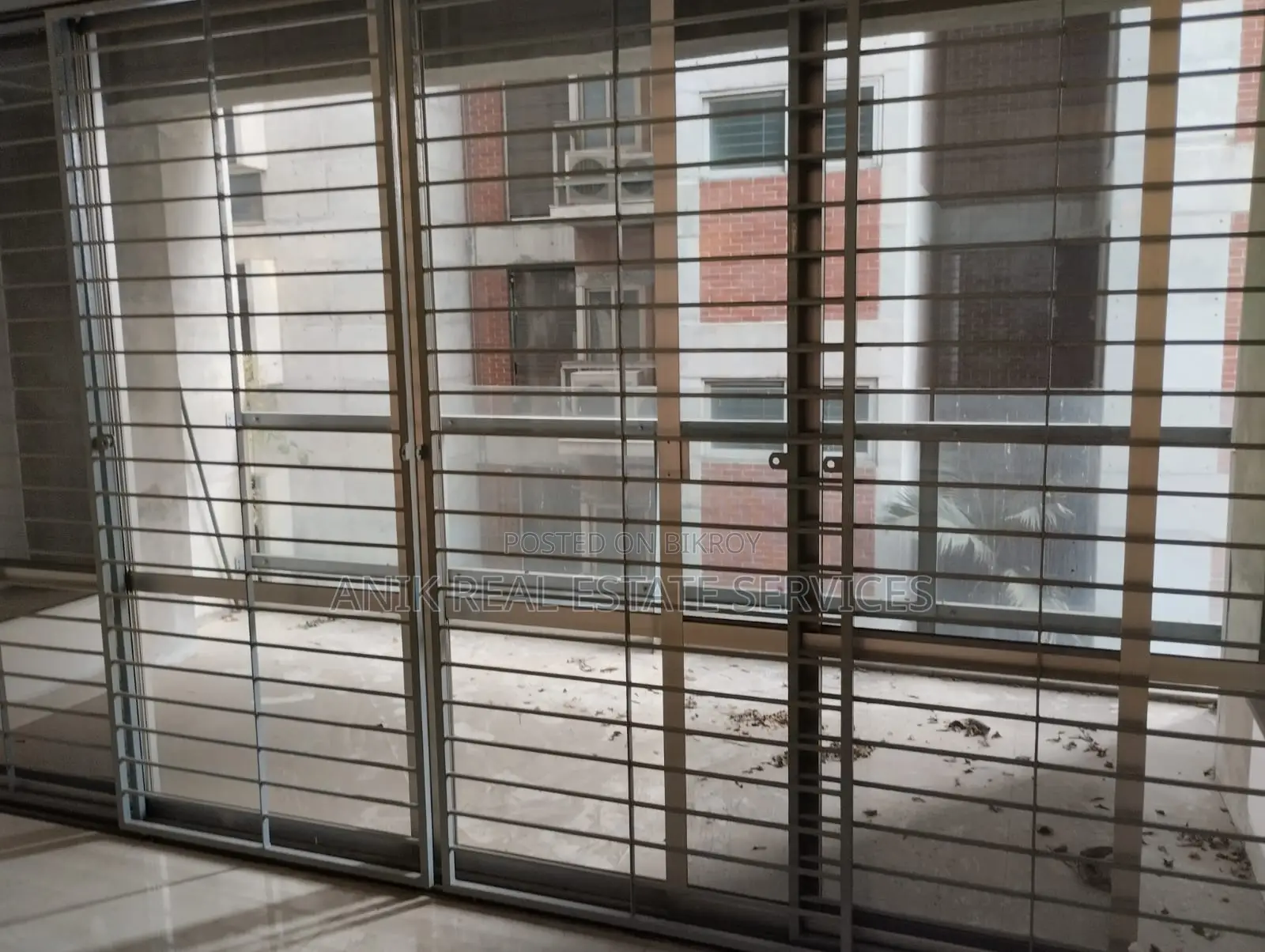 Good Quality 4000 Sft Un Farnised Flat Rent At Gulshan North