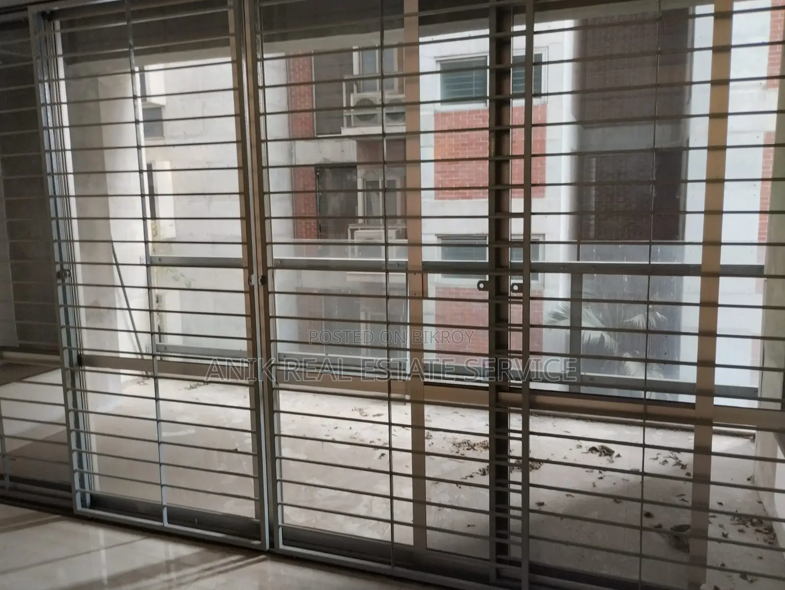 Good Quality 4000 Sft Un Farnised Flat Rent At Gulshan North