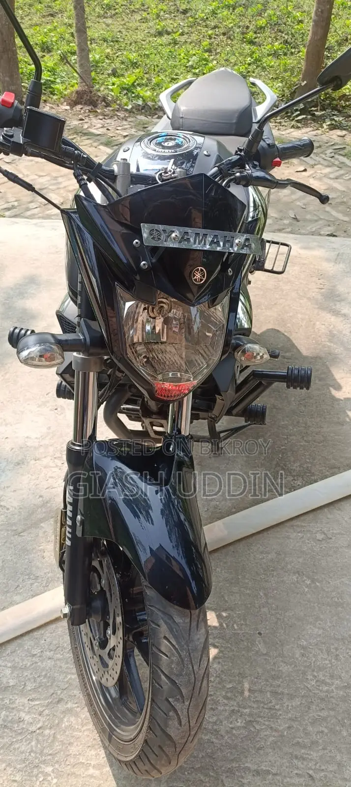 Yamaha FZs V2 . 2025