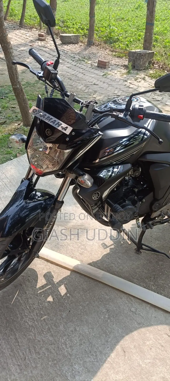 Yamaha FZs V2 . 2025