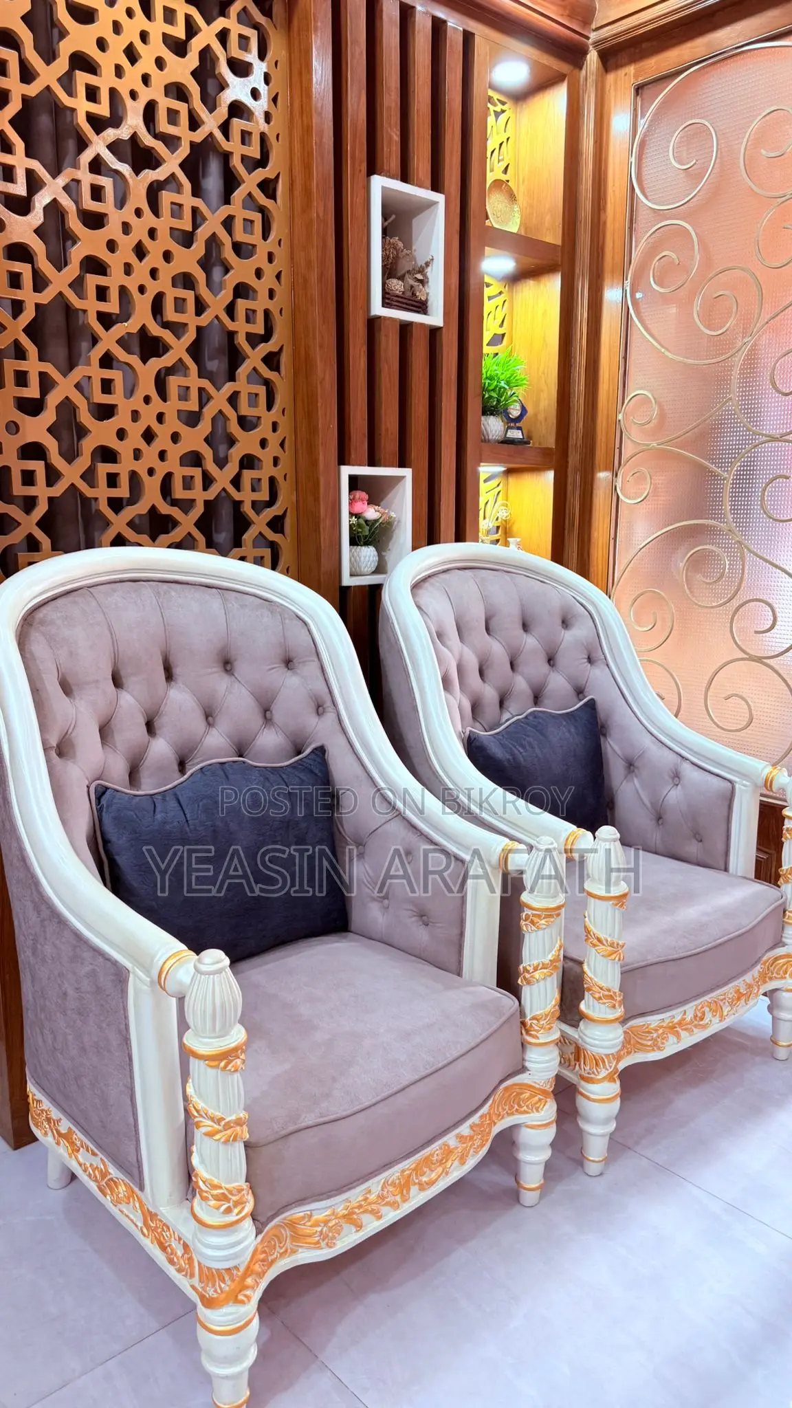 Turkish Design Sofa (almost New)