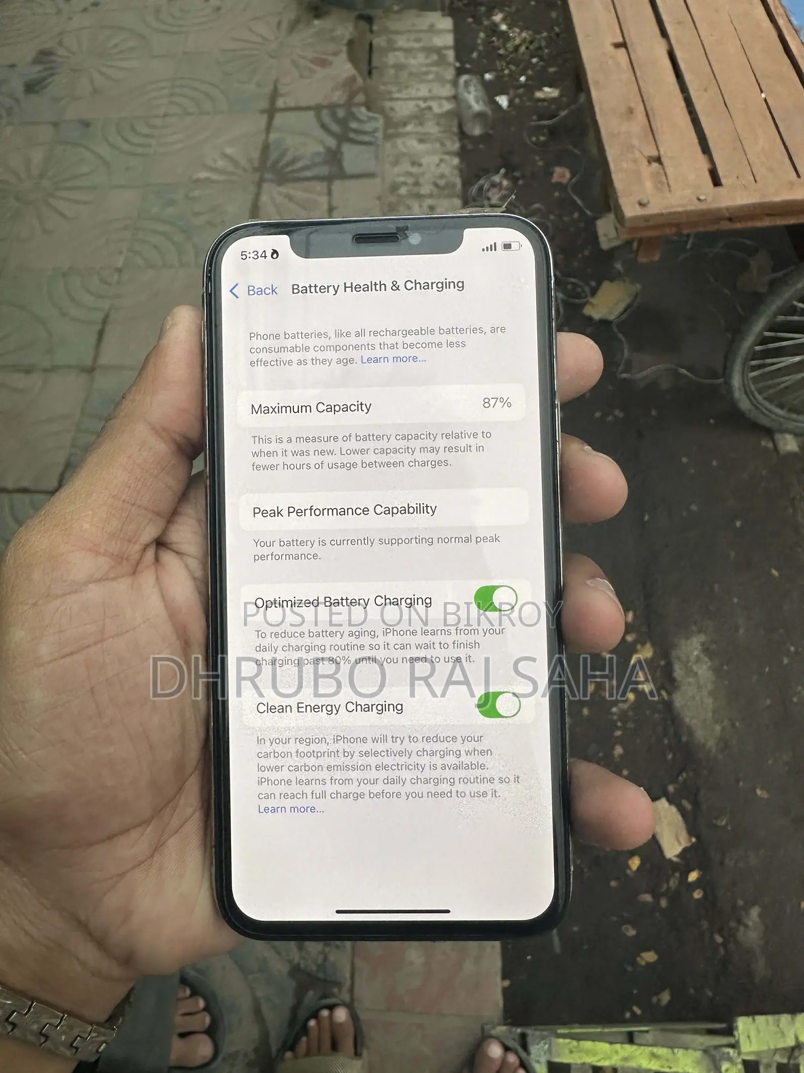 Apple iPhone XS (Used)