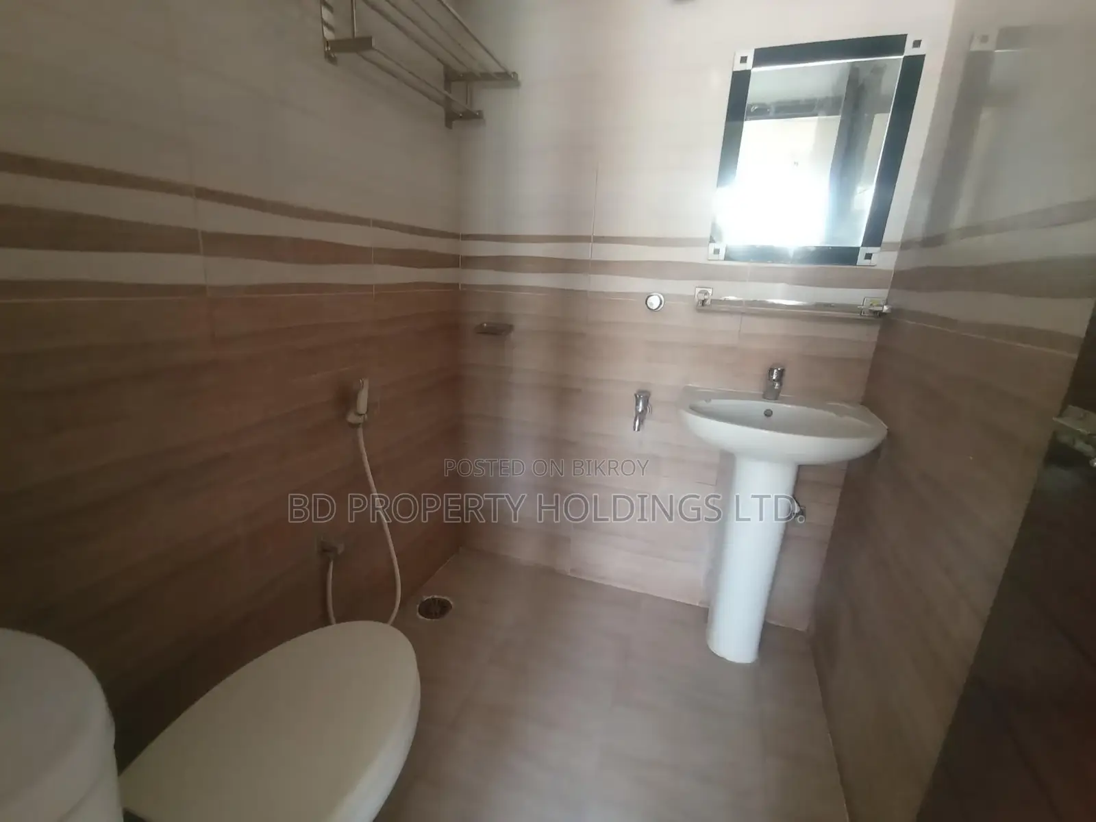 1600 Sqft Luxurious Ready Apartment For Rent In Uttara