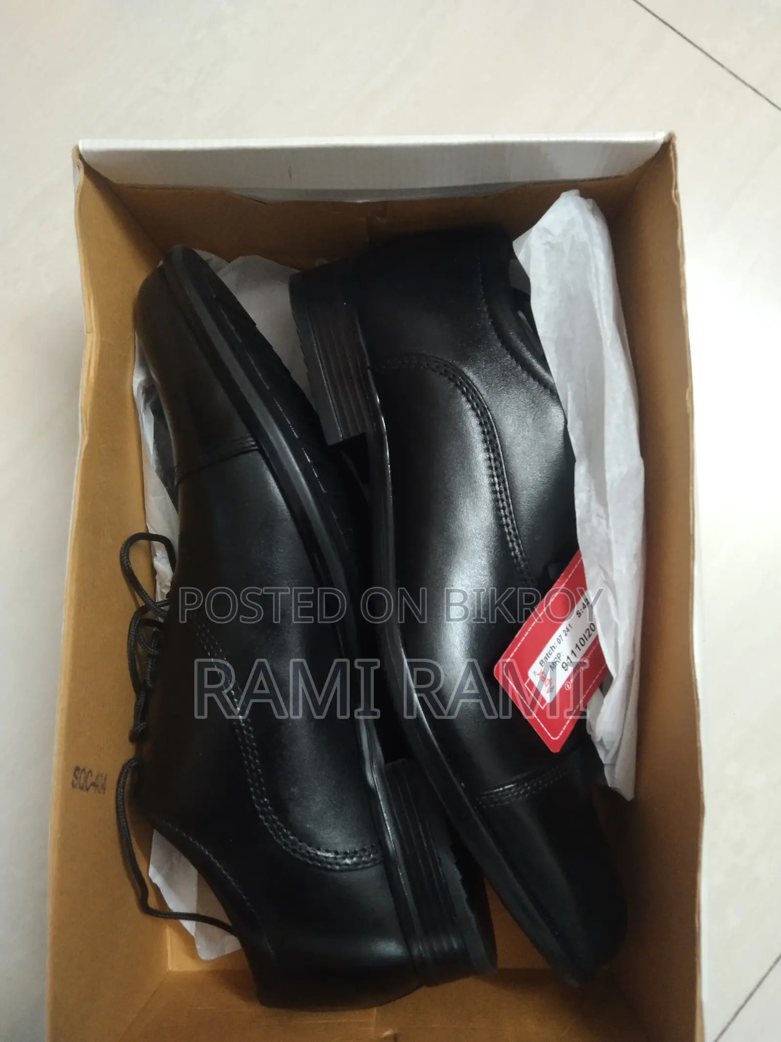 Brand New Apex Shoe