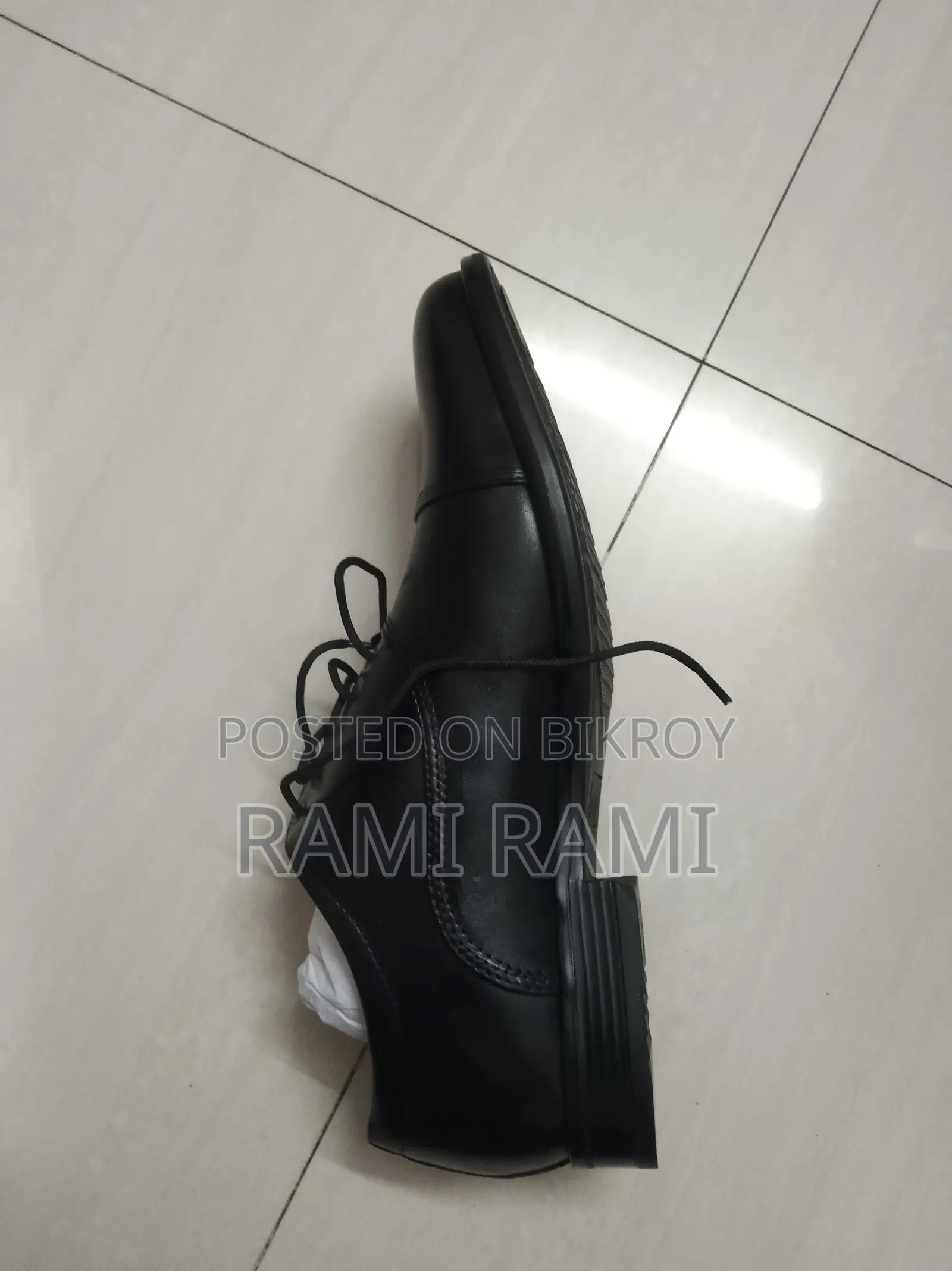 Brand New Apex Shoe