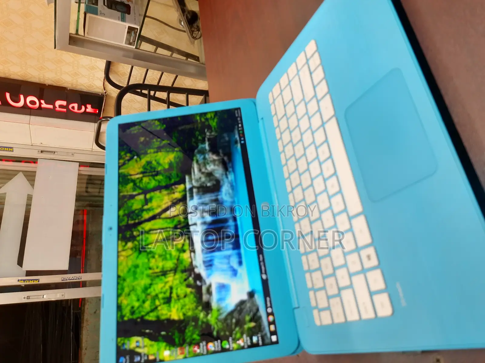 HP**4GB RAM** 32GB SSD +64(GB) SD CARD** ROYAL BLUE **LOW budget