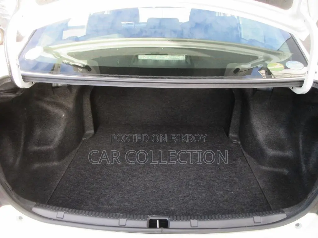 Toyota Axio Ex Hybrid 2021