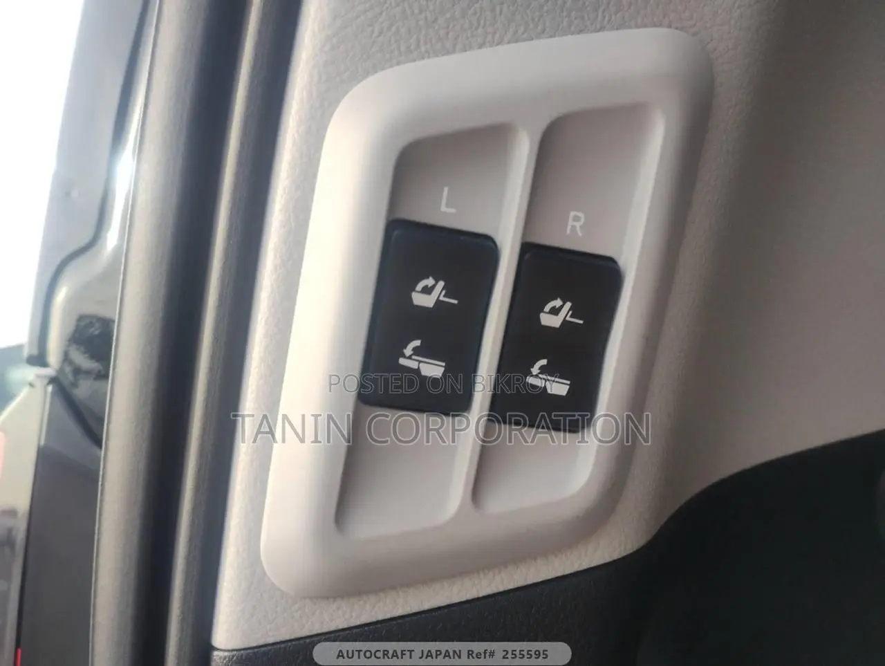 Toyota Prado TX-L 70 TH Anniv 4.5 2022