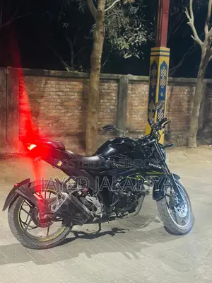 Suzuki Gixxer . 2024