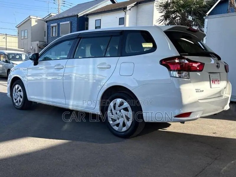 Toyota Fielder Hybrid EX pre order 2021