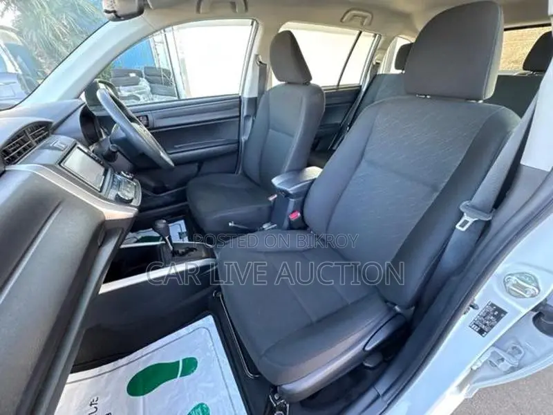 Toyota Fielder Hybrid EX pre order 2021