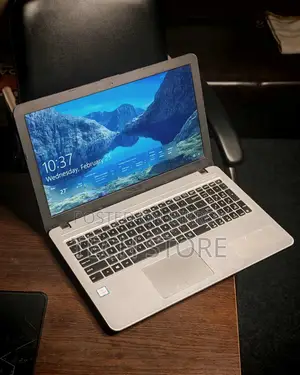Asus Laptop i3 6th Gen SSD