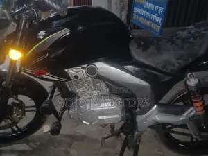 Suzuki GSX 125 (২০২২) - চমৎকার কন্ডিশন