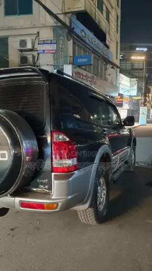 Mitsubishi Pajero v73 2004