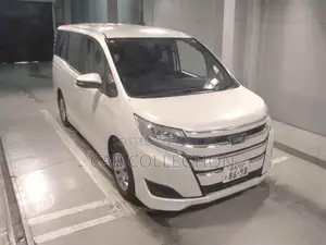 Toyota Noah X pkg 2021