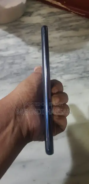 Samsung Galaxy S21 FE 5G কোন প্রবলেম নাই (Used)