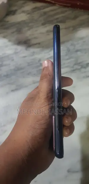 Samsung Galaxy S21 FE 5G কোন প্রবলেম নাই (Used)