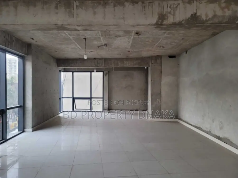 7000 Sqft Brand new building open Commercial space rent in Gulshan